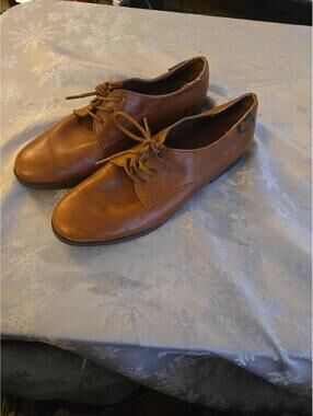 Vintage G.H. Bass & Co. Tan Leather Oxford Lace-Up Shoes Women's 8.5